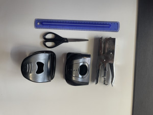 Lot d&rsquo;outils bureaux